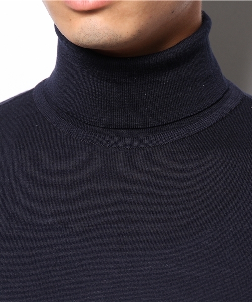 JOHN SMEDLEY（ジョンスメドレー）の「JOHN SMEDLEY / 30ゲージタートル（ニット/セーター・メンズ・ホワイト/シルバー/チャコールグレー/ブラック/ワイン/ブルー系その他/インディゴブルー/ネイビー・SMALL/LARGE/MEDIUM）」の12枚目の写真