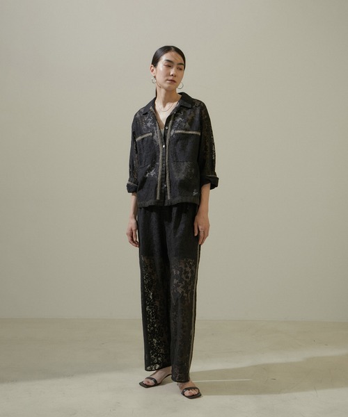 SALON adam et rope'（サロン アダム エ ロペ）の「オーガニックコットンレースイージーパンツ【セットアップ対応】（その他パンツ・レディース・ブラック/ホワイト・FREE）」の3枚目の写真