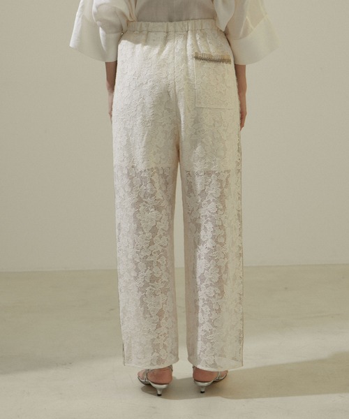 SALON adam et rope'（サロン アダム エ ロペ）の「オーガニックコットンレースイージーパンツ【セットアップ対応】（その他パンツ・レディース・ブラック/ホワイト・FREE）」の13枚目の写真