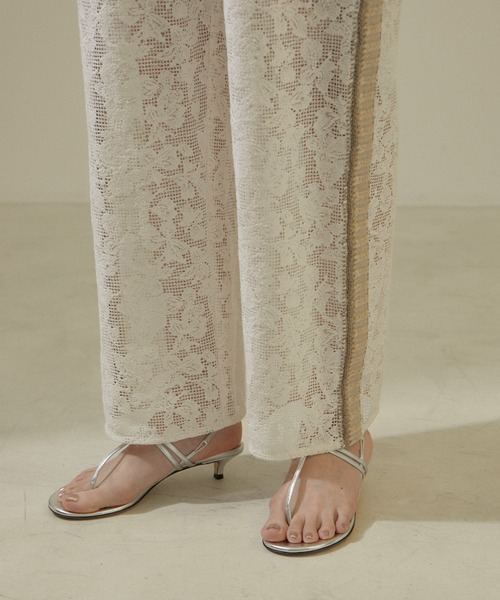 SALON adam et rope'（サロン アダム エ ロペ）の「オーガニックコットンレースイージーパンツ【セットアップ対応】（その他パンツ・レディース・ブラック/ホワイト・FREE）」の15枚目の写真