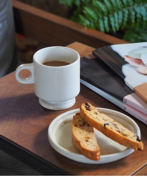 GEORGE'S(ジョージズ)の「Smith 脚付きスタッキング マグ(グラス/マグカップ/タンブラー・レディース・アイボリー/ブラウン・FREE)」の8枚目の写真