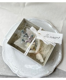 m.soeur（エムスール）の「ミニブーケのアレンジメントボックス＊ラッピング付き（インテリア雑貨）」