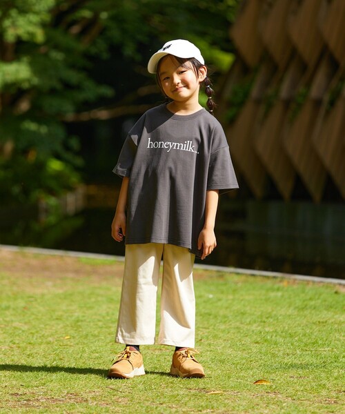 FREAK'S STORE(フリークスストア)の「限定展開 キッズ ロゴプリント クルーネック Tシャツ / KIDS honeymilk(Tシャツ/カットソー・キッズ・ホワイト/チャコールグレー/ネイビー/グレー・140/150/120/130)」の5枚目の写真