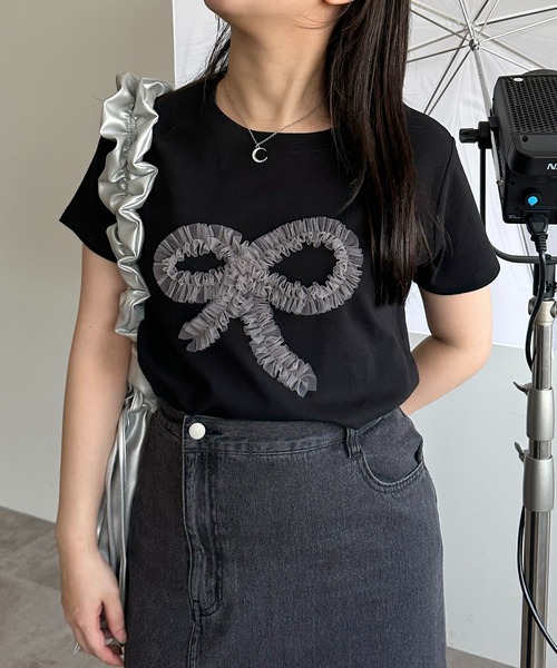 apres jour mignon(アプレジュールミニョン)の「【apres jour mignon SOIE】チュールモチーフフリルT【ZOZOTOWN限定アイテム】(Tシャツ/カットソー・レディース・ネイビー/ブラック/チャコールグレー/ブラック系その他・X-LARGE/フリー)」の7枚目の写真