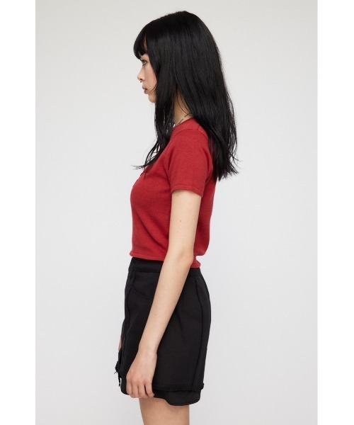 LAGUA GEM（ラグアジェム）の「EMBROIDERY HIGH GAUGE ニット（Tシャツ/カットソー・レディース・グレー/ブラック/レッド・FREE）」の8枚目の写真
