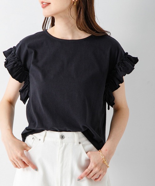 URBAN RESEARCH Sonny Label（アーバンリサーチサニーレーベル）の「『WEB限定』フリルスリーブプルオーバー（Tシャツ/カットソー・レディース・オフホワイト/ブラック/ブラック系その他/ブルー系その他・FREE）」の3枚目の写真