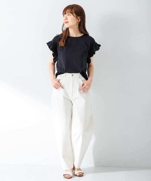 URBAN RESEARCH Sonny Label（アーバンリサーチサニーレーベル）の「『WEB限定』フリルスリーブプルオーバー（Tシャツ/カットソー・レディース・オフホワイト/ブラック/ブラック系その他/ブルー系その他・FREE）」の16枚目の写真