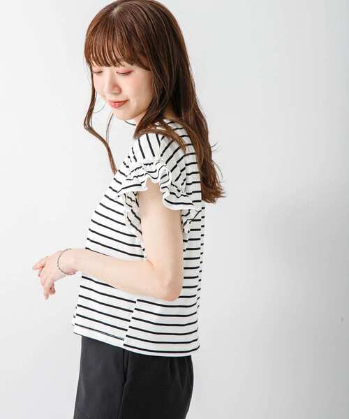 URBAN RESEARCH Sonny Label（アーバンリサーチサニーレーベル）の「『WEB限定』フリルスリーブプルオーバー（Tシャツ/カットソー・レディース・オフホワイト/ブラック/ブラック系その他/ブルー系その他・FREE）」の21枚目の写真