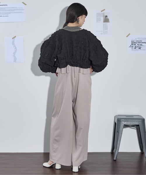 THE YOn(ザヨン)の「ドロストスリーブジャガードフリルボレロ(カーディガン/ボレロ・レディース・アイボリー/ブラック/ブラウン・FREE)」の19枚目の写真