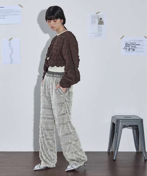 THE YOn(ザヨン)の「ドロストスリーブジャガードフリルボレロ(カーディガン/ボレロ・レディース・アイボリー/ブラック/ブラウン・FREE)」の8枚目の写真