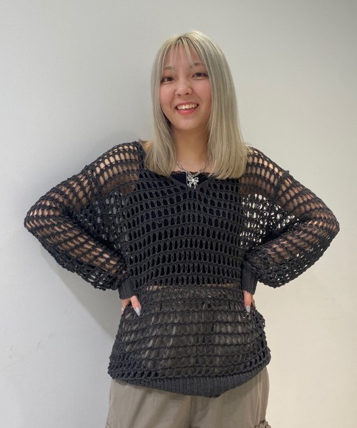 .KOM（ドットコム）の「A'GEM/9 × .kom 『.KOM/ドットケーオーエム』メッシュルーズニット（ニット/セーター・レディース・ブラック/カーキ/ホワイト/ピンク・FREE）」の14枚目の写真