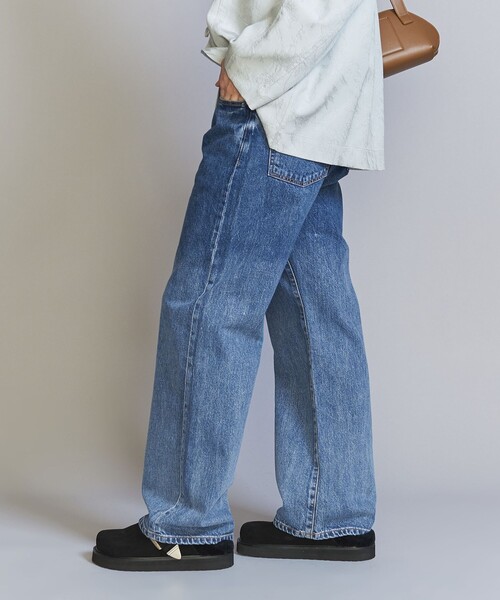 BEAUTY&YOUTH UNITED ARROWS(ビューティーアンドユースユナイテッドアローズ)の「グラデーションストレートデニムパンツ(デニムパンツ・レディース・ネイビー・S/M)」の2枚目の写真