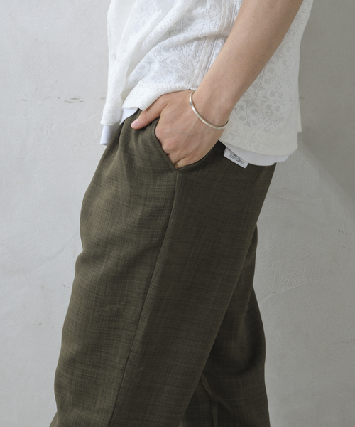 JOURNAL STANDARD relume（ジャーナルスタンダード　レリューム）の「"吸水速乾" TECH DRY ワイドイージーパンツ（スラックス・メンズ・ブラック/アイボリー/オリーブ/クリアブルー・SMALL/MEDIUM/LARGE）」の10枚目の写真