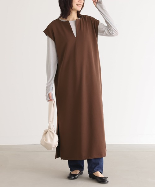 n'OrLABEL(ノアールレーベル)の「『キーネックジャンパースカート』(ジャンパースカート・レディース・ブラック/ブルーグリーン/ブラウン・1/2)」の14枚目の写真