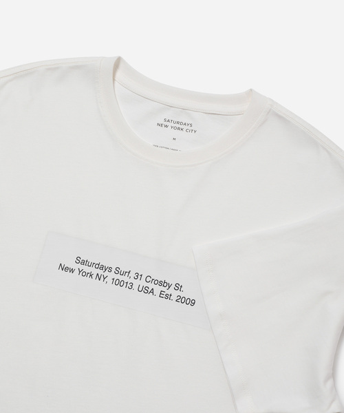 Saturdays NYC(サタデーズ ニューヨークシティ )の「Saturdays Block Standard SS Tee(Tシャツ/カットソー・メンズ・ブラック/オフホワイト・XL/S/M/L/X-SMALL)」の4枚目の写真