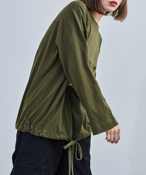 Fashion Letter(ファッションレター)の「【M-5L】2WAYバルーントップス 長袖 ロングスリーブ カットソー バルーンシルエット(Tシャツ/カットソー・レディース・カーキ/グレイッシュベージュ/ブラック/オフホワイト/チャコールグレー・4L~5L/LL~3L/M~L)」の1枚目の写真