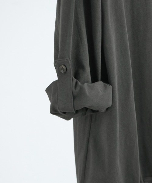 Fashion Letter(ファッションレター)の「【M-5L】2WAYバルーントップス 長袖 ロングスリーブ カットソー バルーンシルエット(Tシャツ/カットソー・レディース・カーキ/グレイッシュベージュ/ブラック/オフホワイト/チャコールグレー・4L~5L/LL~3L/M~L)」の11枚目の写真