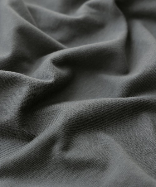 Fashion Letter(ファッションレター)の「【M-5L】2WAYバルーントップス 長袖 ロングスリーブ カットソー バルーンシルエット(Tシャツ/カットソー・レディース・カーキ/グレイッシュベージュ/ブラック/オフホワイト/チャコールグレー・4L~5L/LL~3L/M~L)」の13枚目の写真