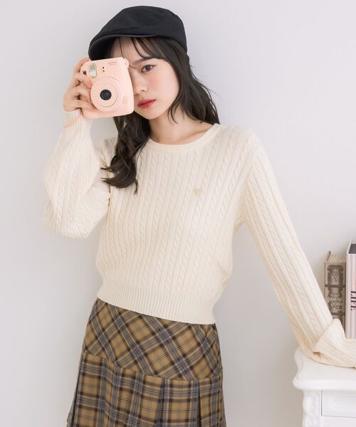 ems excite（エムズエキサイト）の「ケーブルNTPO（ニット/セーター・レディース・ダークブルー/ナチュラル/ダークグレー/レッド・FREE）」の6枚目の写真