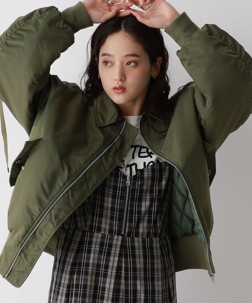 RAGEBLUE（レイジブルー）の「＜AIRTHERMAL/高機能中綿＞MA-1フライトジャケット（MA-1・レディース・オリーブ/グレー・FREE）」の6枚目の写真