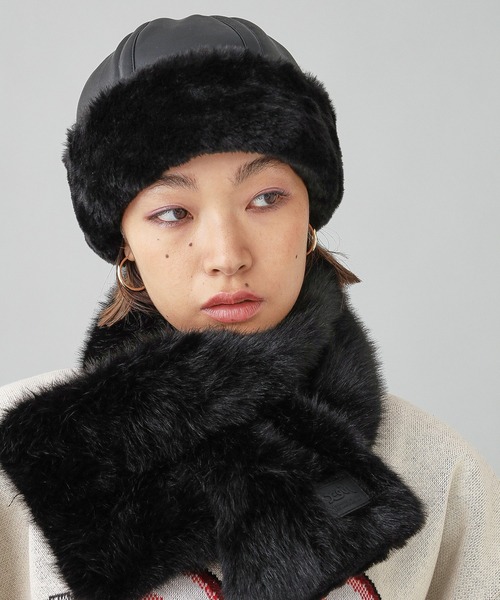 X-girl(エックスガール)の「FAUX FUR BRIM HAT(ハット・レディース・ブラック/ホワイト・ONE SIZE)」の1枚目の写真