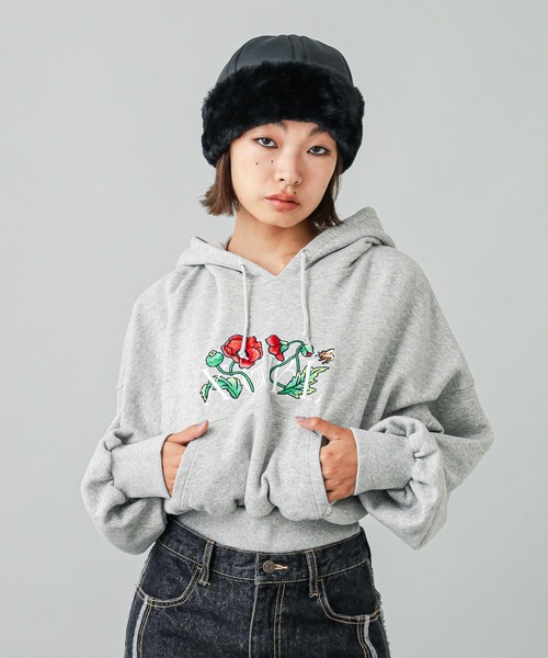 X-girl(エックスガール)の「FAUX FUR BRIM HAT(ハット・レディース・ブラック/ホワイト・ONE SIZE)」の15枚目の写真