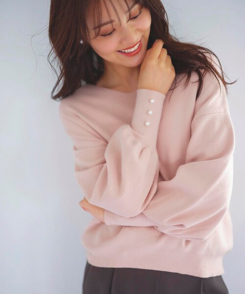 Feroux（フェルゥ）の「【洗える】Vネック プルオーバー ニット（ニット/セーター・レディース・ピンク系/アイボリー系/ライラック系/ブラック系/ブルー系/ベージュ系/ローズ系・F）」の7枚目の写真