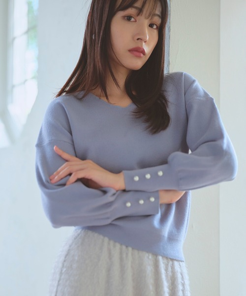 Feroux（フェルゥ）の「【洗える】Vネック プルオーバー ニット（ニット/セーター・レディース・ピンク系/アイボリー系/ライラック系/ブラック系/ブルー系/ベージュ系/ローズ系・F）」の5枚目の写真