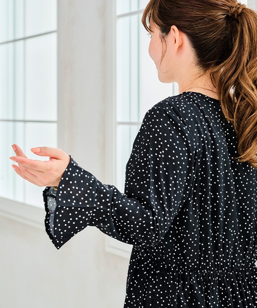 CHOCOA(チョコア)の「ドットラップワンピース(マタニティウェア/グッズ・レディース・ブラック・FREE)」の17枚目の写真