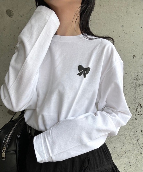 merrylatte（メリーラテ）の「『低身長用サイズあり』　ワンポイントロンT／長袖Tシャツ（Tシャツ/カットソー・レディース・ホワイト/A/C/D/E/B・MEDIUM/SMALL/LARGE/X-LARGE/X-SMALL）」の4枚目の写真