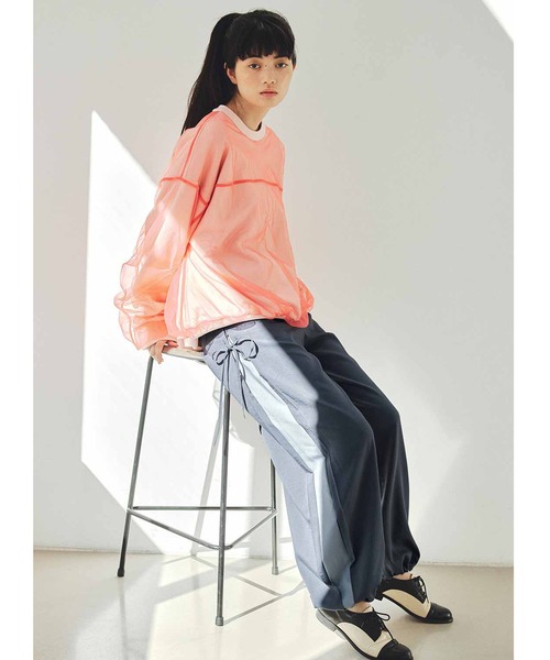 MEDE19F（メデジュウキュウ）の「ＭＥＤＥ１９Ｆ　チュールを重ねたカラースウェット（スウェット・レディース・パープル系その他/オレンジ系その他・LARGE/MEDIUM/X-LARGE）」の3枚目の写真