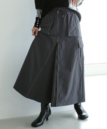 itto...（イット）の「ファスナーでカタチが変わる。ZIP UPカーゴスカート（スカート・レディース）」