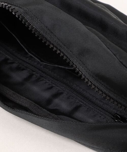 SALON de RUBAN(サロンドルヴァン)の「【SALON de RUBAN / サロン ド ルヴァン】 BROWN THEATRE PRODUCTS ショルダーバッグ(ショルダーバッグ・レディース・ダークグレー/ブラック・FREE)」の5枚目の写真