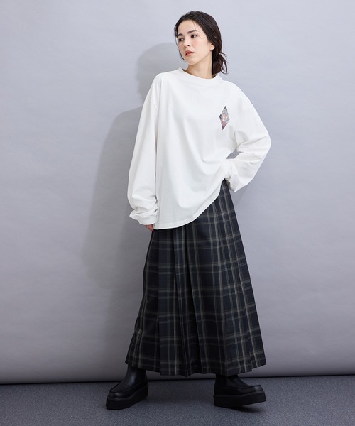 le cercle ADAM ET ROPE'(ルセルクルアダムエロペ)の「和柄Tシャツ(隠岐次郎廣有)(Tシャツ/カットソー・レディース・ホワイト/チャコールグレー・L/M)」の4枚目の写真