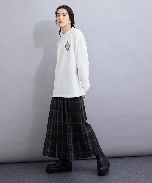 le cercle ADAM ET ROPE'(ルセルクルアダムエロペ)の「和柄Tシャツ(隠岐次郎廣有)(Tシャツ/カットソー・レディース・ホワイト/チャコールグレー・L/M)」の5枚目の写真