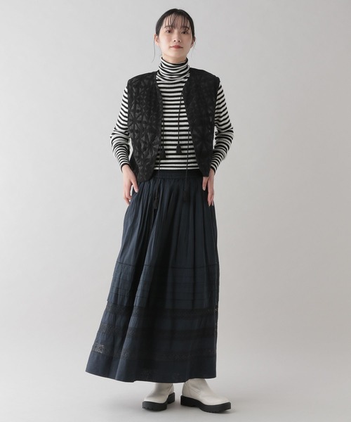 studio CLIP（スタディオクリップ）の「《natural by clip》タックレースギャザースカート（スカート・レディース・オフホワイト/ブラック・FREE）」の14枚目の写真