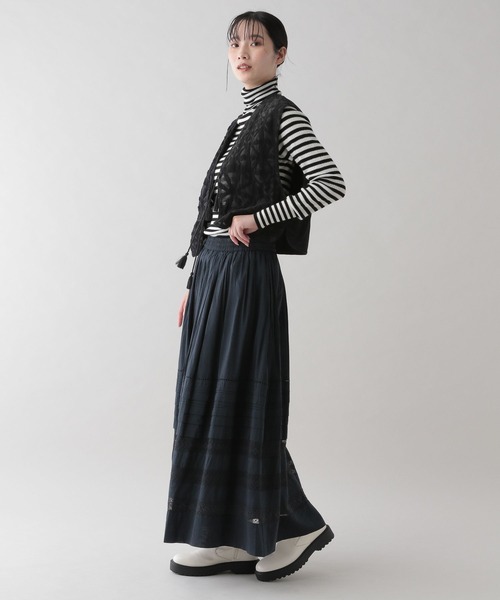 studio CLIP（スタディオクリップ）の「《natural by clip》タックレースギャザースカート（スカート・レディース・オフホワイト/ブラック・FREE）」の16枚目の写真