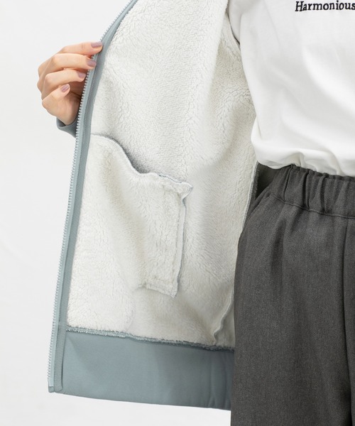 Honeys(ハニーズ)の「【ハニぽか】裏ボアロングパーカー(パーカー・レディース・スミクロ/ラベンダー/ベージュ/サックスブルー/カーキ・S/M/L/LL/3L)」の17枚目の写真