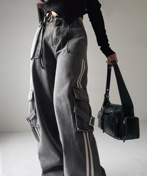 【未使用】LE MELANGE 24AW サイドラインデニム ブラック 1 未使用】LE MELANGE 24AW サイドラインデニム ブラック 1 - メルカリ