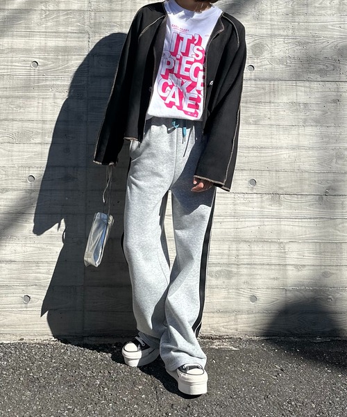 mi via loca(ミヴィアロカ)の「配色ライン スウェットパンツ(スウェットパンツ・レディース・トップグレー/ブラウン/カーキ・FREE)」の12枚目の写真