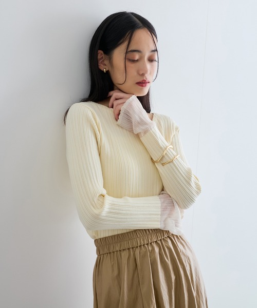 VIS(ビス)の「【洗える】袖口シアーアシメゆるVネックニット(ニット/セーター・レディース・ラベンダー/オフホワイト/ブラック・FREE)」の10枚目の写真