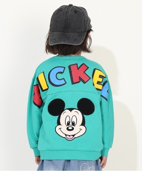 Disney(ディズニー)の「ディズニー バックBIGロゴ トレーナー 0128K(スウェット・キッズ・ブラック×レッド/その他9・110cm/100cm/90cm/130cm/120cm/80cm)」の2枚目の写真