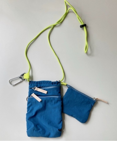 EARTH MADE（アースメイド）の「6POCKET MINI SHOULDER（ショルダーバッグ・レディース・カーキ/ライトベージュ/ブラック/ダークグレー/ライトピンク/サンドベージュ/ライトグレー/ライトパープル/ダークブルー/ミント/ブルー/キャメル/ダークネイビー/ブラウン・FREE）」の10枚目の写真