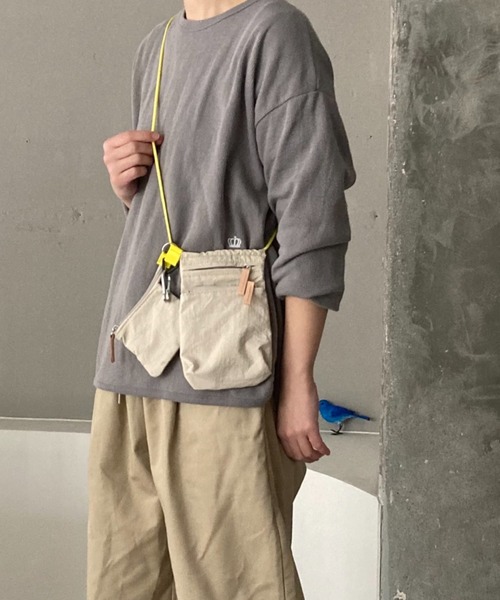 EARTH MADE（アースメイド）の「6POCKET MINI SHOULDER（ショルダーバッグ・レディース・カーキ/ライトベージュ/ブラック/ダークグレー/ライトピンク/サンドベージュ/ライトグレー/ライトパープル/ダークブルー/ミント/ブルー/キャメル/ダークネイビー/ブラウン・FREE）」の6枚目の写真