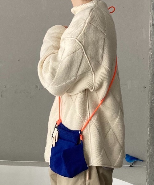 EARTH MADE（アースメイド）の「6POCKET MINI SHOULDER（ショルダーバッグ・レディース・カーキ/ライトベージュ/ブラック/ダークグレー/ライトピンク/サンドベージュ/ライトグレー/ライトパープル/ダークブルー/ミント/ブルー/キャメル/ダークネイビー/ブラウン・FREE）」の16枚目の写真