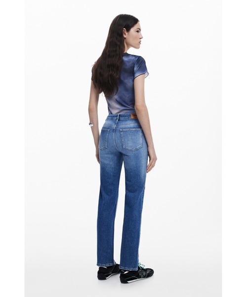 Desigual（デシグアル）の「エンブロイダリーサイドシームデニムパンツ（デニムパンツ・レディース・ブルー・38/40/42/44/36/34）」の5枚目の写真