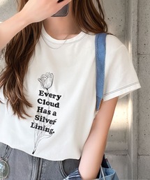 上品さが魅力。フラワープリントグラフィック刺繍Tシャツ(半袖)