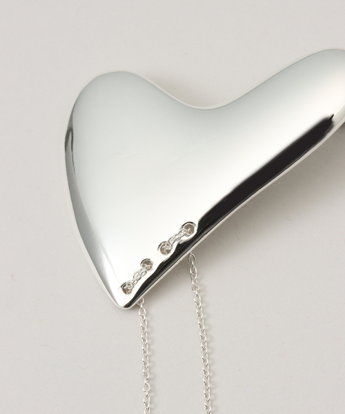 LAPUIS（ラピュイ）の「LAPUIS /ラピュイ Heart Plate ピアス（ピアス（両耳用）・レディース・シルバー/ゴールド・FREE）」の6枚目の写真