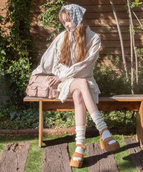 MAJESTIC LEGON(マジェスティックレゴン)の「マルチポケットアンニュイバッグ(ハンドバッグ・レディース・アイボリー/ブラウン/ピンク・FREE)」の9枚目の写真