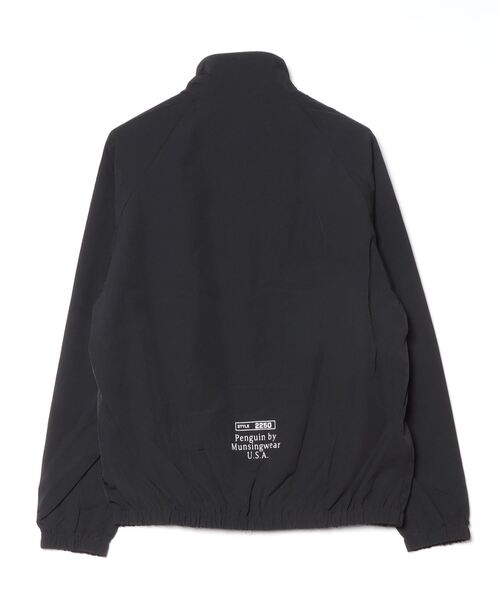 penguin BY MUNSINGWEAR(ペンギン バイ マンシングウェア)の「STYLE 2250 Nylon stretch jacket(ナイロンジャケット・メンズ・ネイビー/グリーン/レッド/ブラック・M/L/XL)」の5枚目の写真